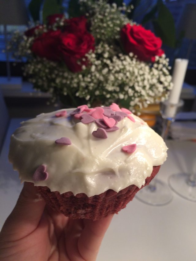 Cupcake With Pink And Purple Heart And Red Roses In The Background