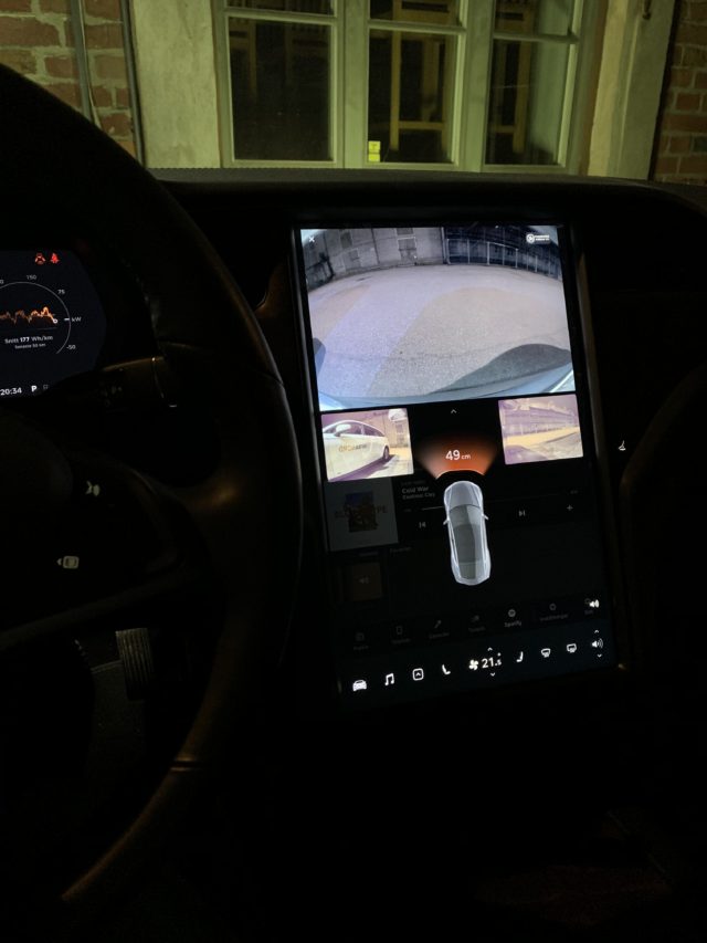 Tesla Model S Interior Dashboard Screen