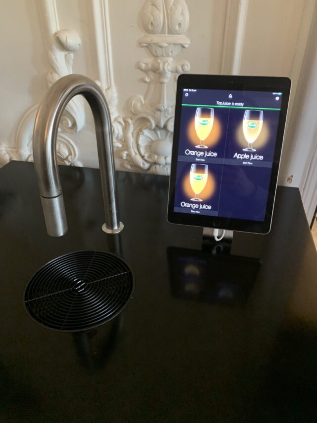 Juice Dispenser Faucet With iPad