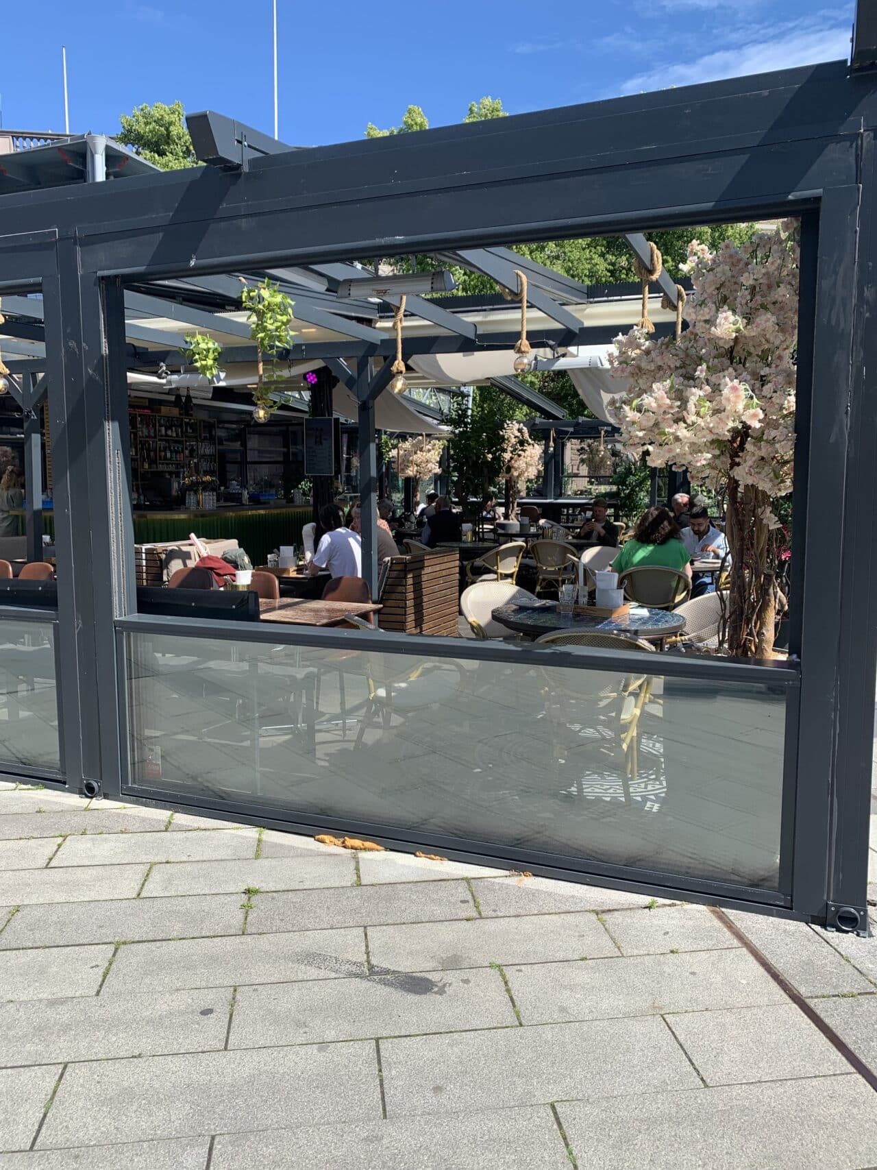 Café And Restaurant Bar Outdoor Seating