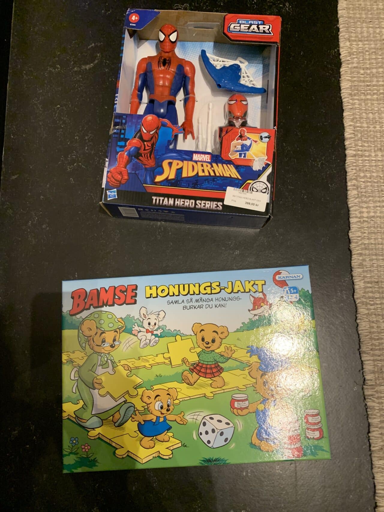 Spiderman Figurine Toy And Bamse Puzzle Game